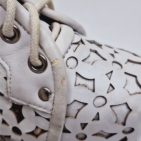 Jeffrey Campbell X UO Lita Boots Daisy Floral Cut Out 6.5 Platform Festival Boho - Picture 12 of 13